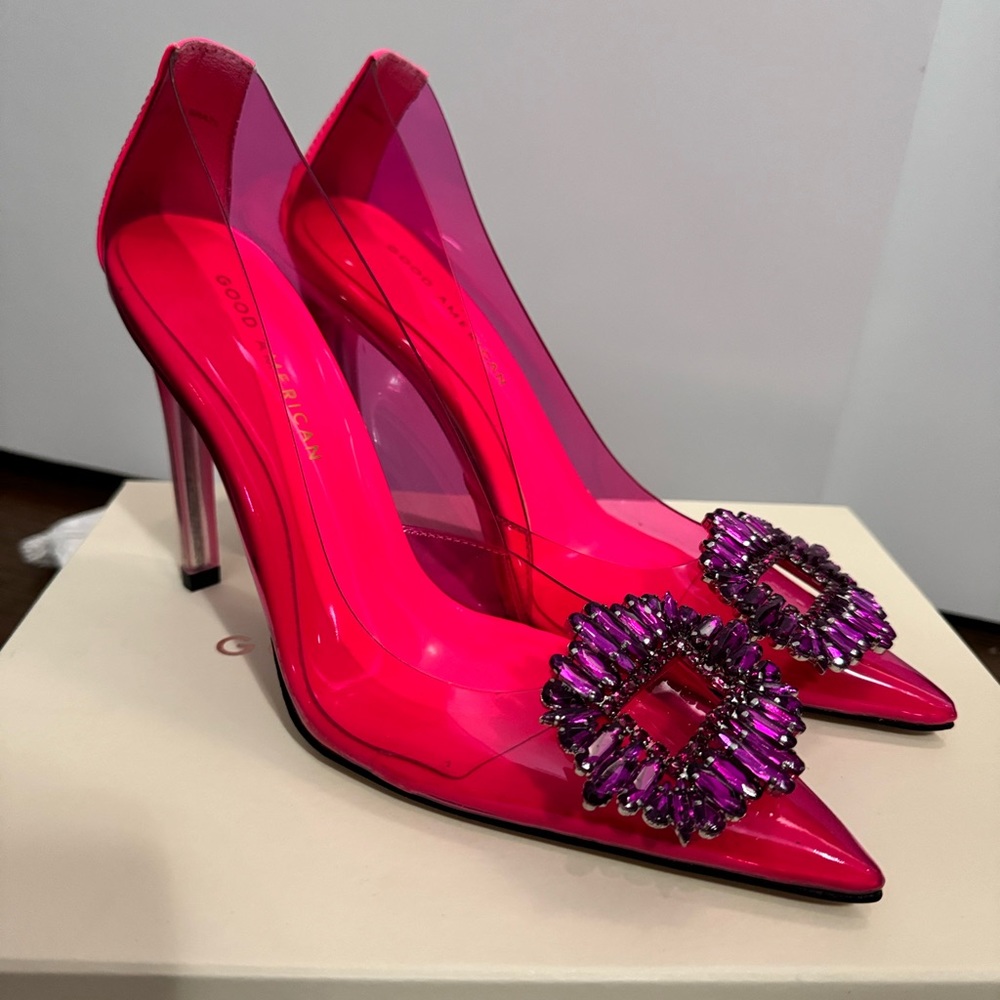 GOOD AMERICAN PINK HEELS